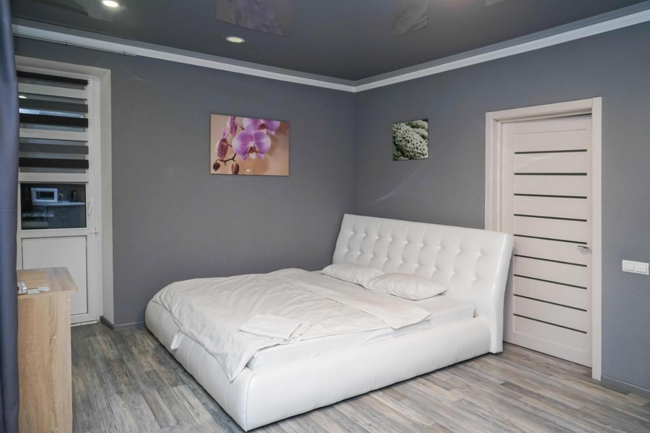 Cozy Apartment In A New Building Close To The Downtown Κίεβο Εξωτερικό φωτογραφία