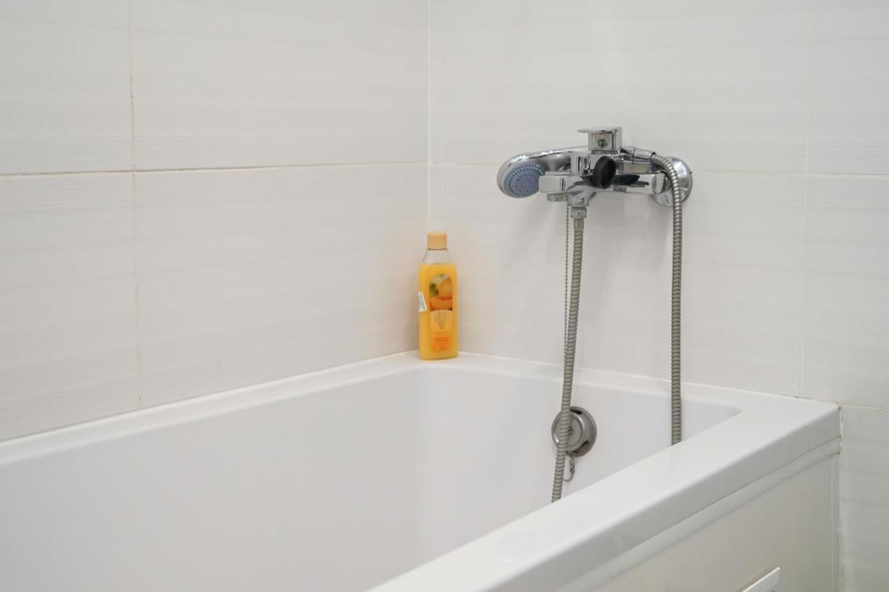 Cozy Apartment In A New Building Close To The Downtown Κίεβο Εξωτερικό φωτογραφία